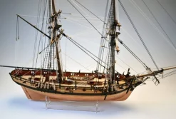 Vanguard Models 25310HMS Speedy Standmodell 1:64 Bausatz